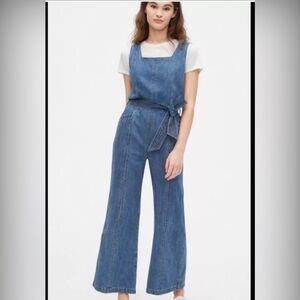 Gap Denim Jumpsuit, Belted and Wide Leg, size 6‎